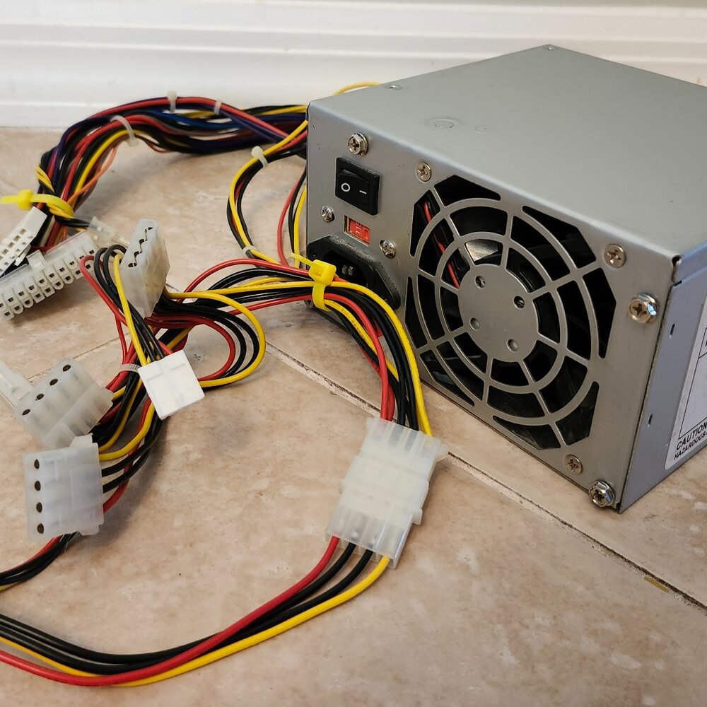 Sun Cheer PC Power Supply, 400W, 20-Pin**TESTED & WORKS**
